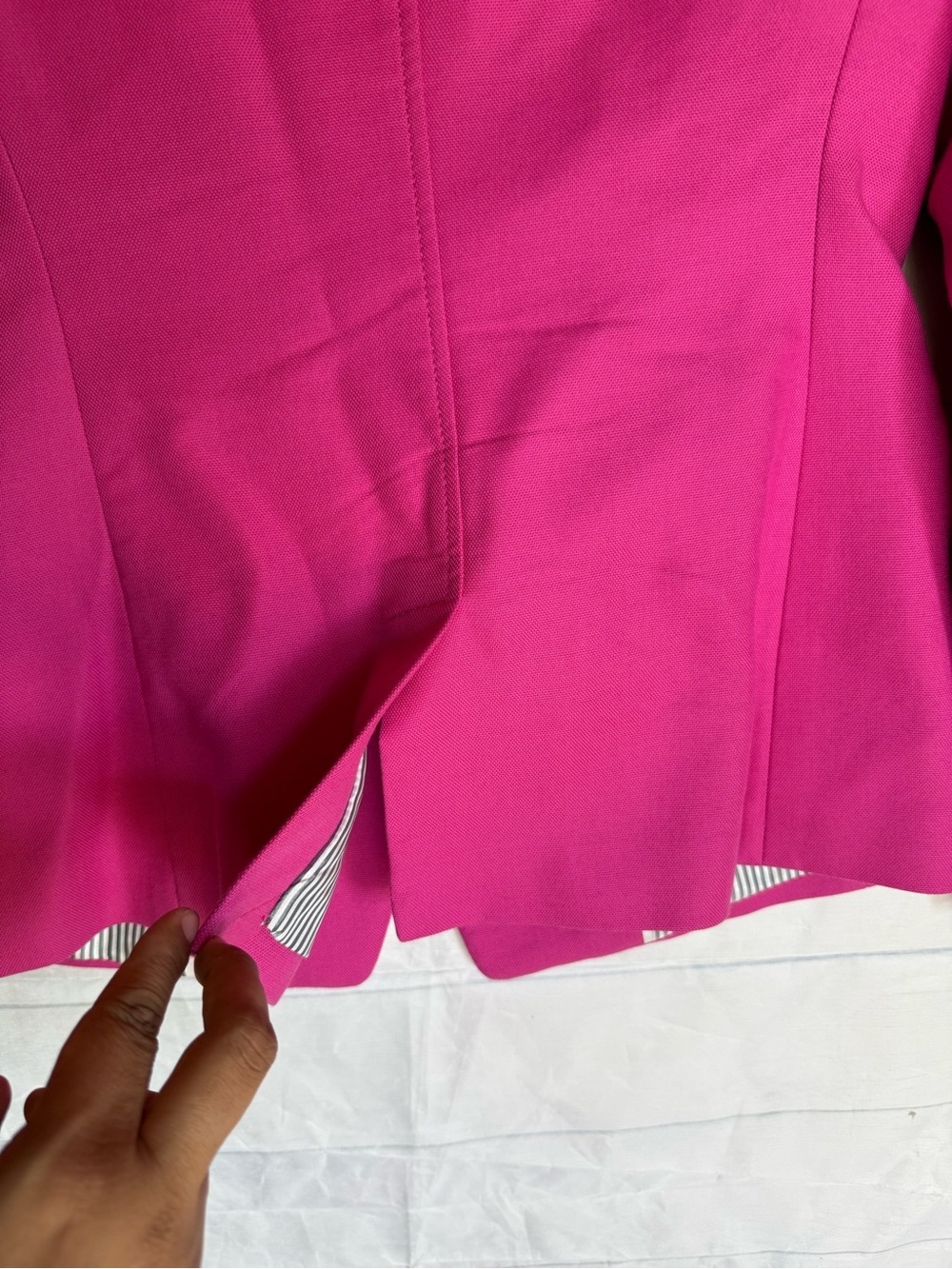 Banana Republic pink blazer with gold button, striped interior lining Petite - Picture 8 of 16